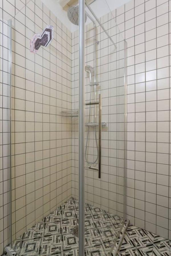 Character Apartment 6 People - City Center 리옹 외부 사진
